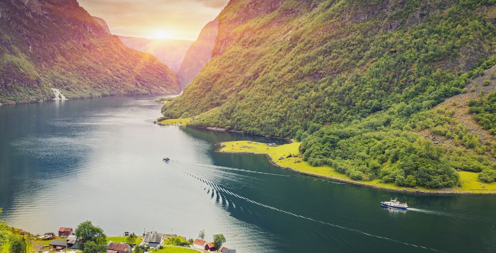 Otoño en los fiordos noruegos durante 5 noches