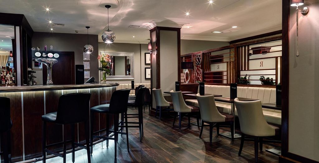 Macdonald Edinburgh Holyrood Hotel 4*