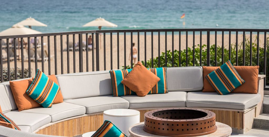 Combinato 5* InterContinental Fujairah Resort 5* e Grand Hyatt Dubai 5*