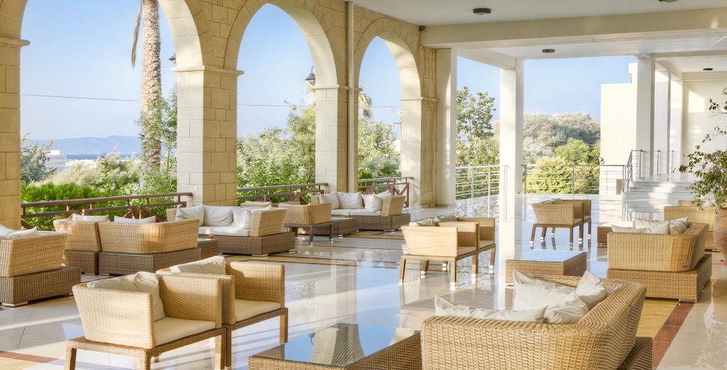 Kipriotis Panorama Hotel & Suites 5*