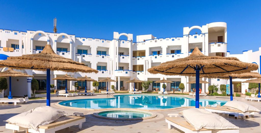 Coral Sun Beach 4* con possibile Crociera sul Nilo di 7 notti