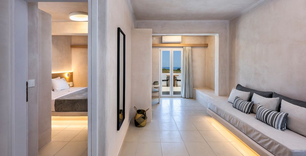 Aelia Luxury Suites 5*