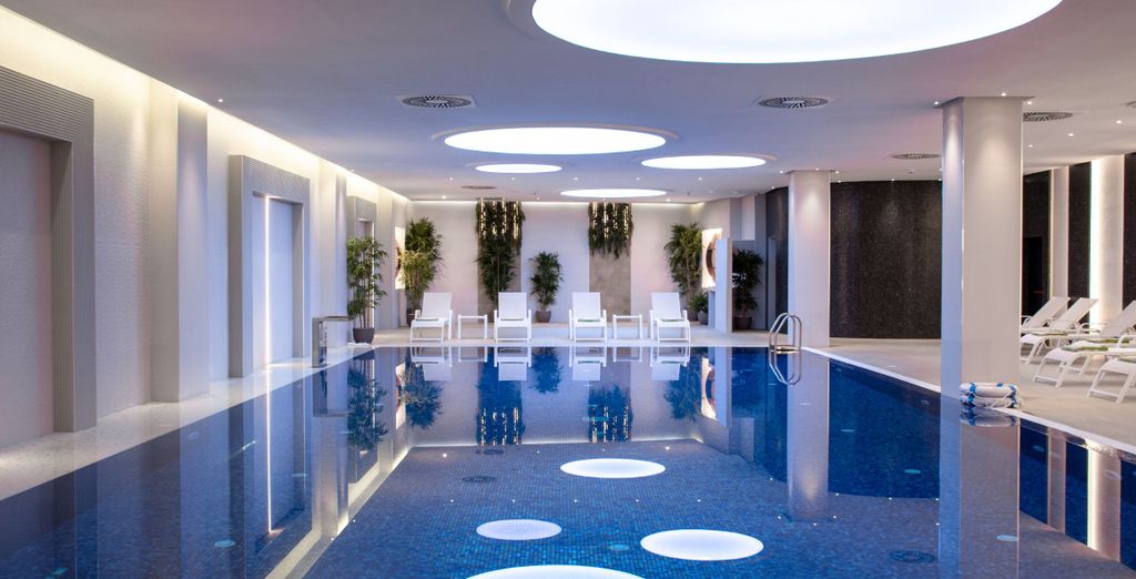 Heritage Grand Perast 5*