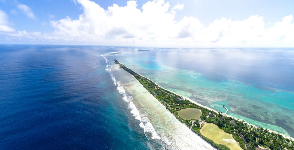 Canareef Resort Maldives 4* 