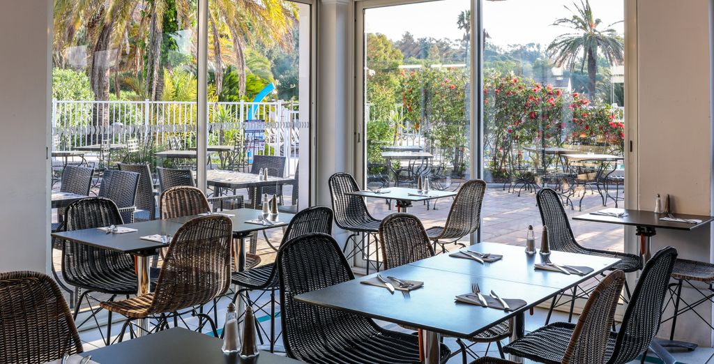 SOWELL Family Port Grimaud 4*