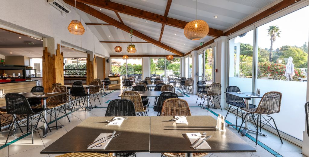 SOWELL Family Port Grimaud 4*