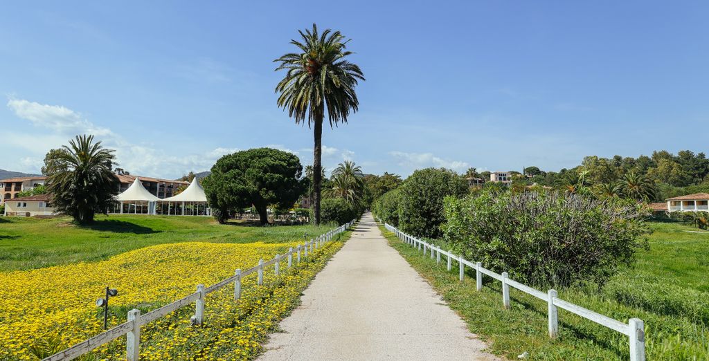 SOWELL Family Port Grimaud 4*