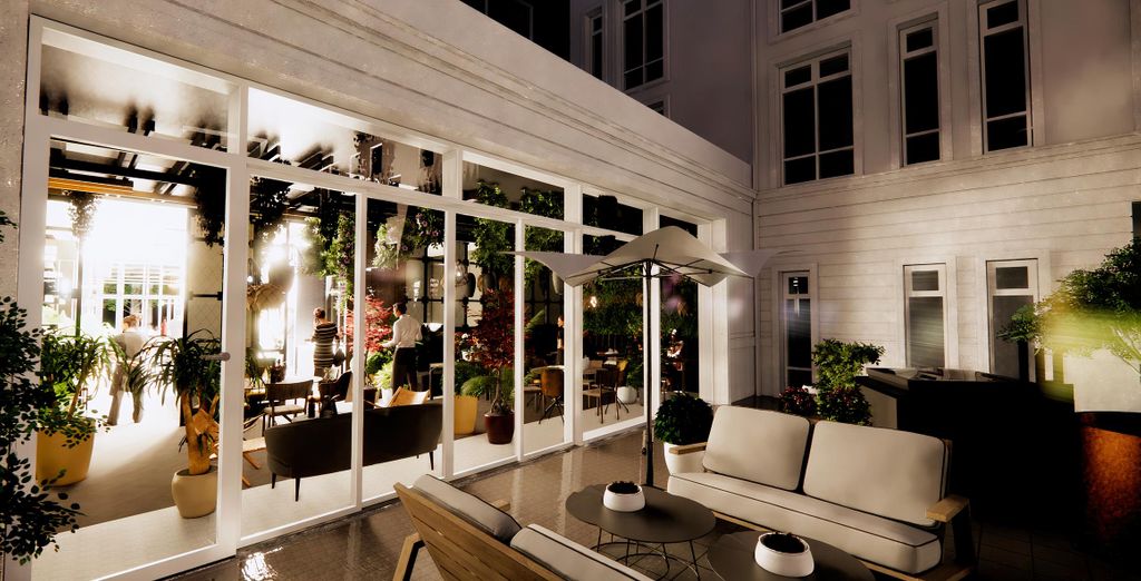 Hotel Reykjavík Saga 4*