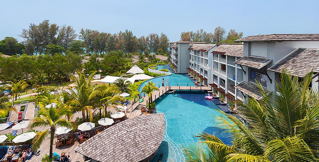 Combinato Maikhao Palm Beach Resort 4*, Royal Yao Yai Island Beach Resort 5* e Mai Khao Lak Beach Resort & Spa 5*