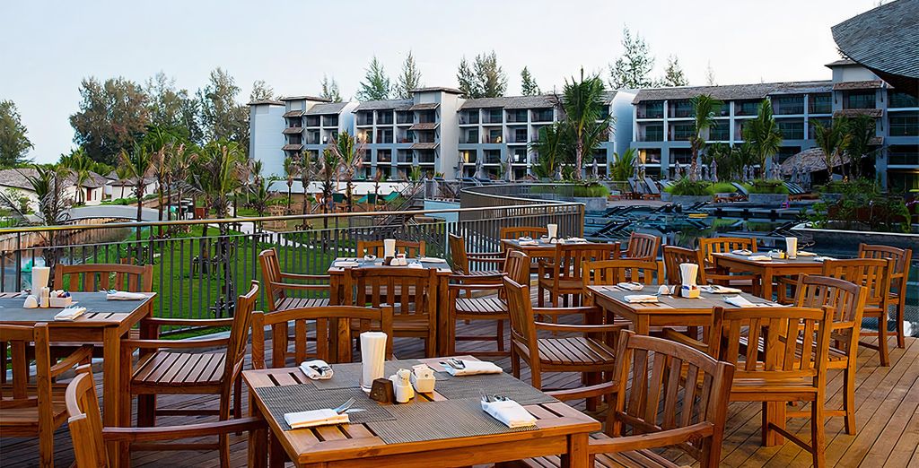 Combinato Maikhao Palm Beach Resort 4*, Royal Yao Yai Island Beach Resort 5* e Mai Khao Lak Beach Resort & Spa 5*