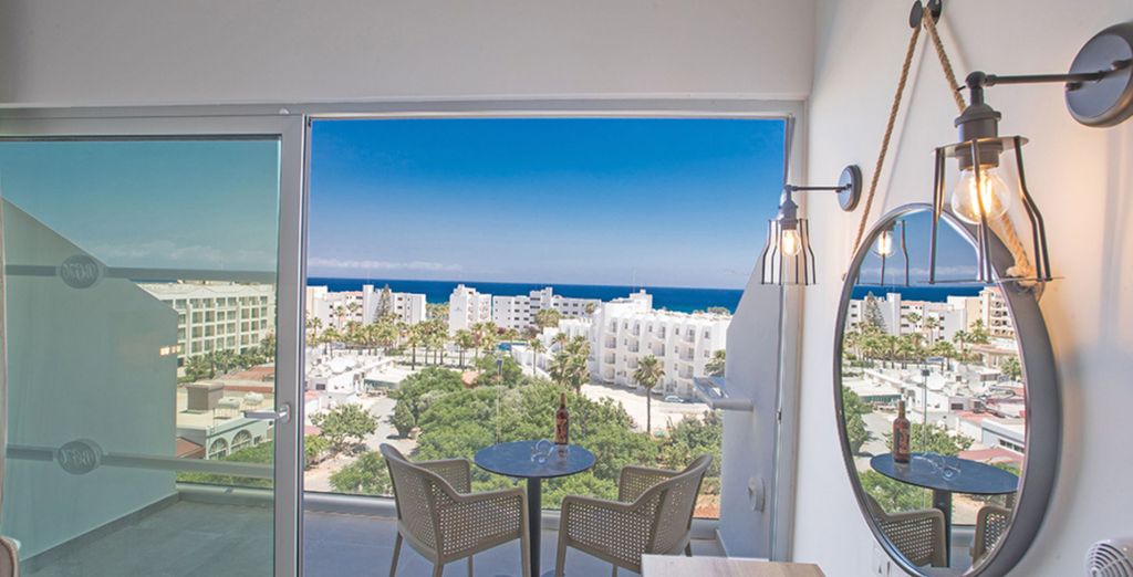 Bohemian Gardens Hotel 4*