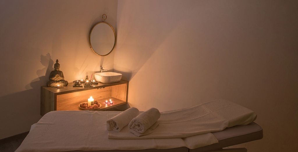 Bohemian Gardens Hotel 4*
