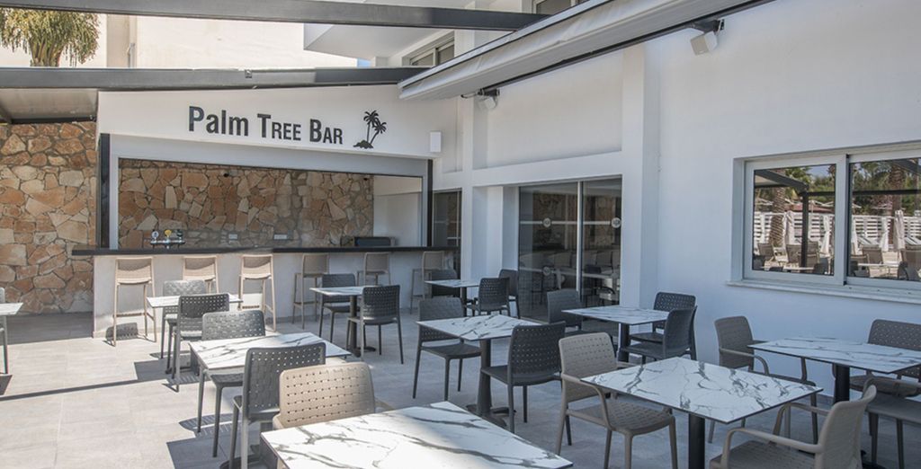 Bohemian Gardens Hotel 4*