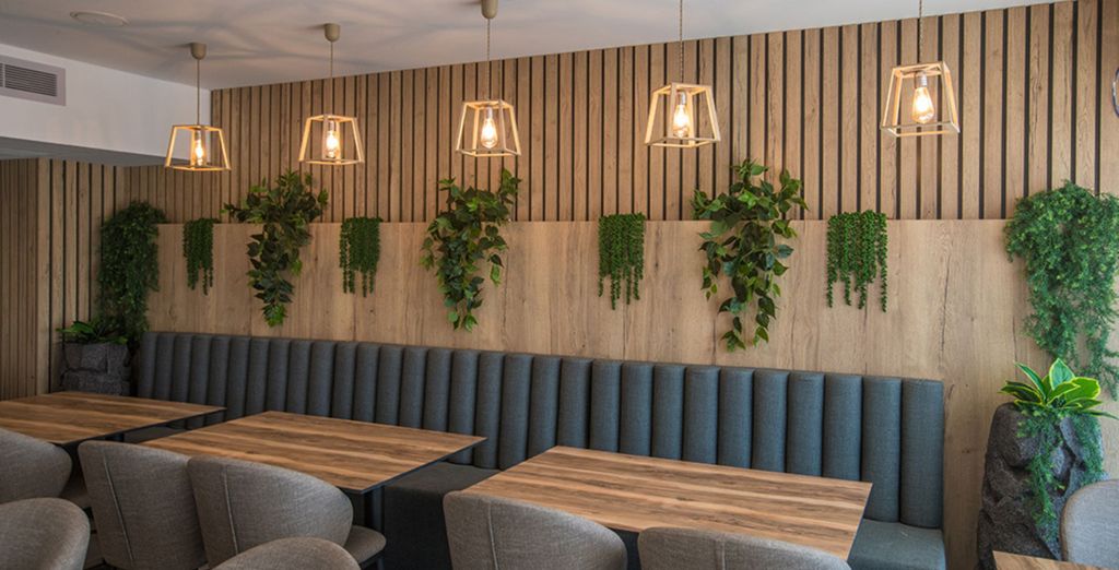 Bohemian Gardens Hotel 4*