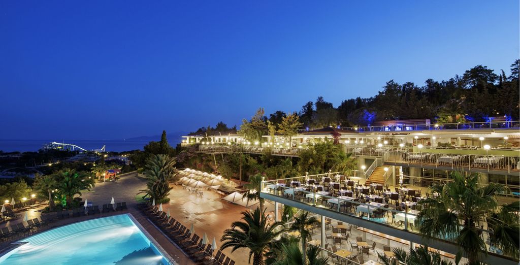 Pine Bay Holiday Resort 5*