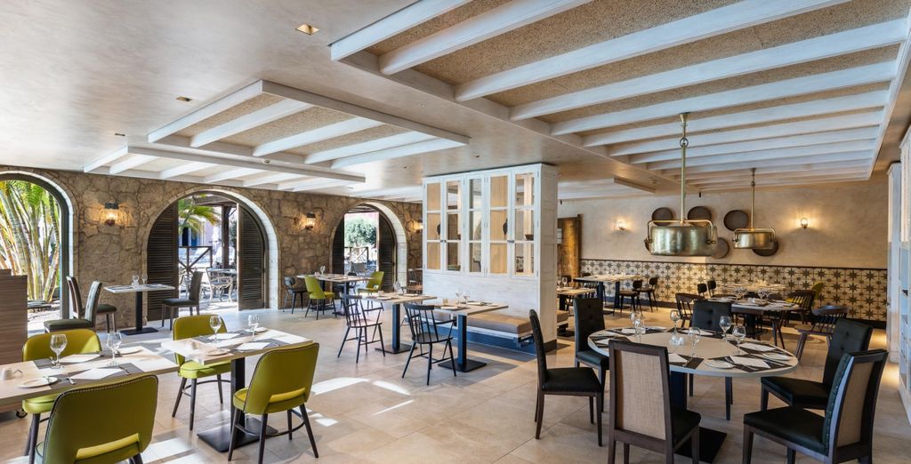 Hotel Lopesan Villa del Conde Resort & Thalasso 5*