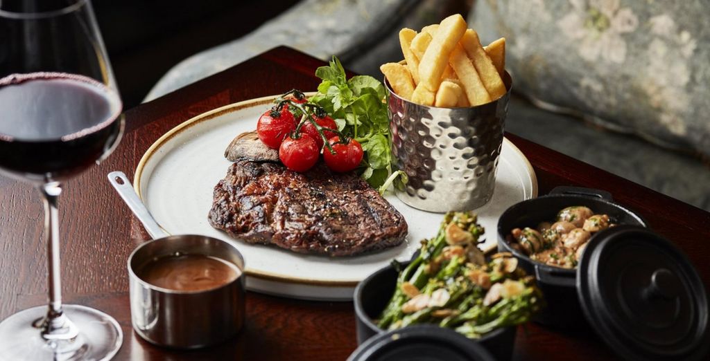 The Clermont Hotel, Charing Cross 4*