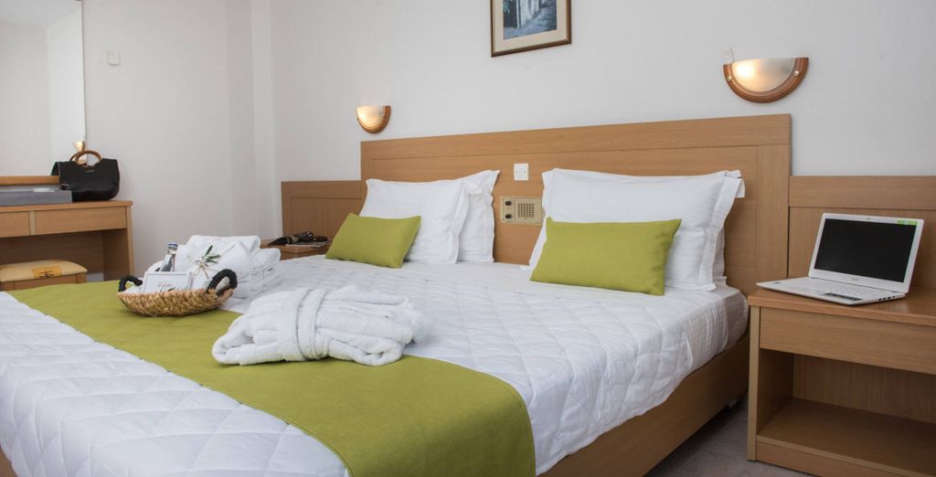 Mitos Village 4*