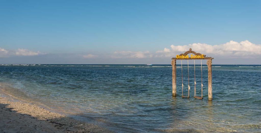 FuramaXclusive Resort & Villas 4*, Ombak Sunset 4* e Cross Bali Breakers 5*