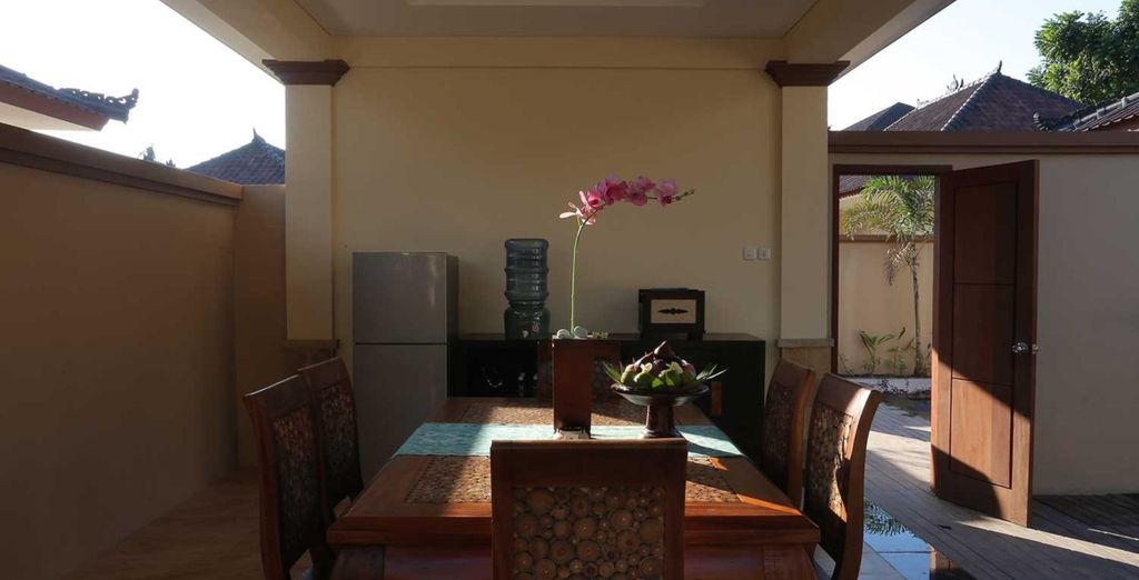 FuramaXclusive Resort & Villas 4*, Ombak Sunset 4* e Cross Bali Breakers 5*