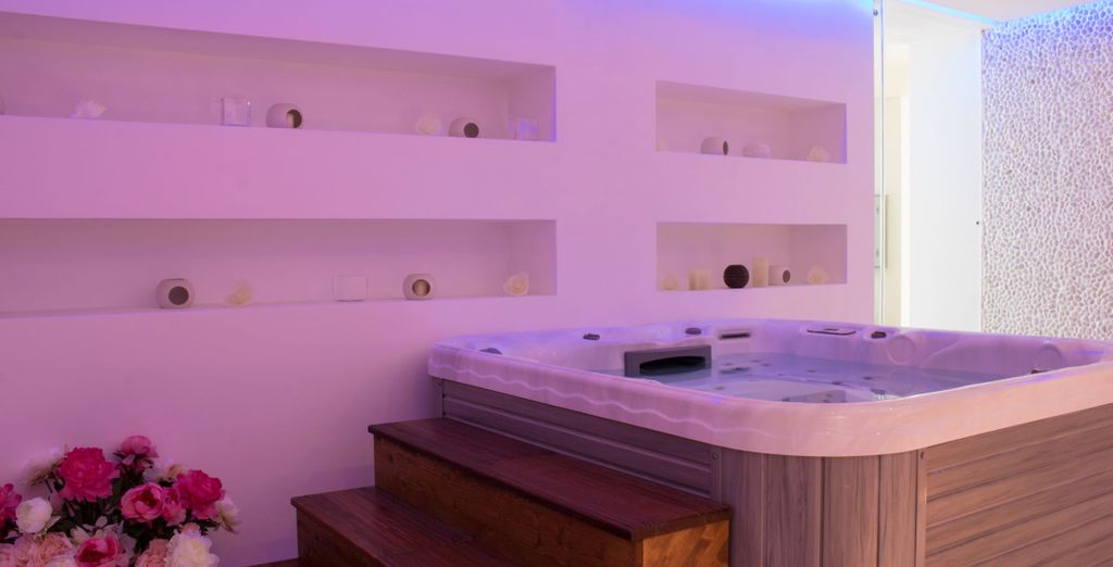White Hotel and Resort 4*