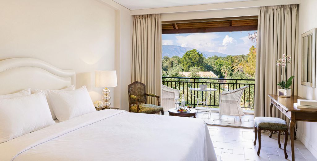 Grecotel Eva Palace 5*