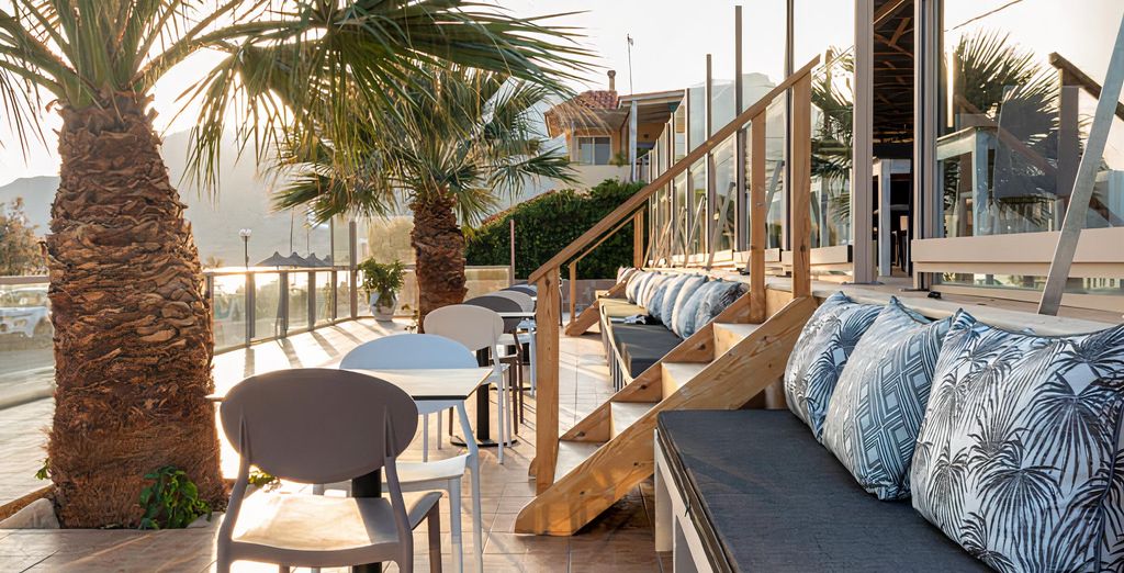 Triton Hotel 4*