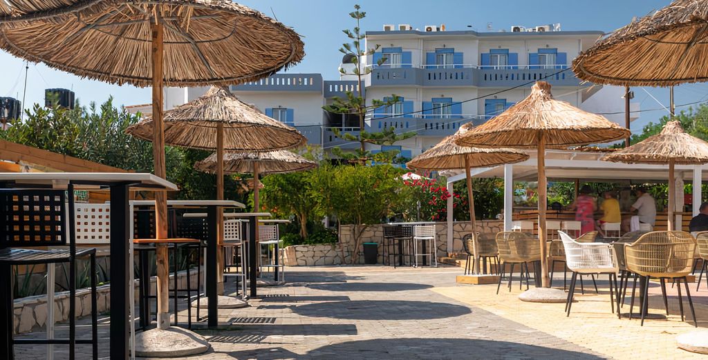 Triton Hotel 4*