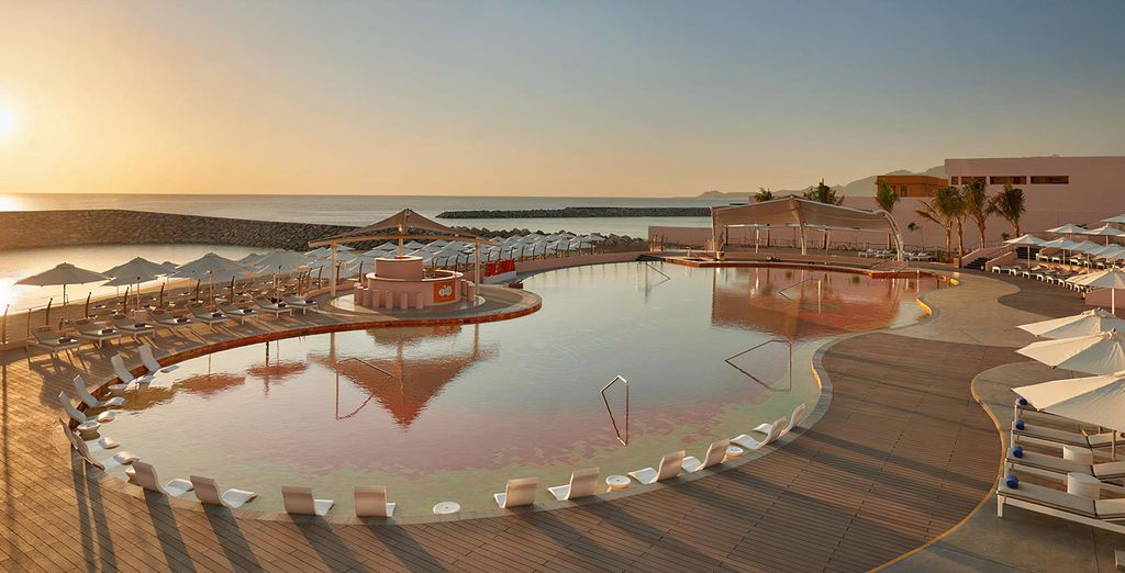 Fairmont Fujairah Beach Resort 5*