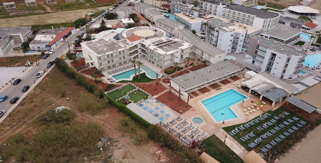 Malia Bay Beach Hotel & Bungalows 4*