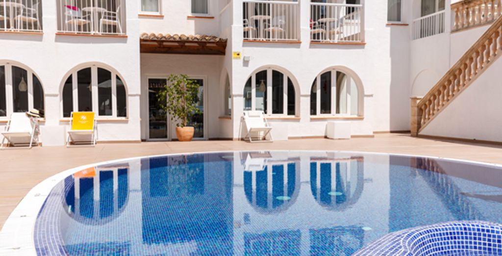 R2 Bahía Cala Ratjada Design Hotel 4* - Adults Only