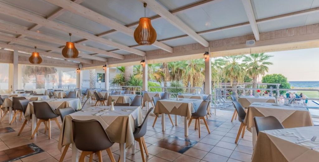 Hotel Gouves Bay 4*