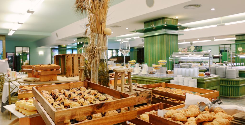 Hotel Tropic Park 4*