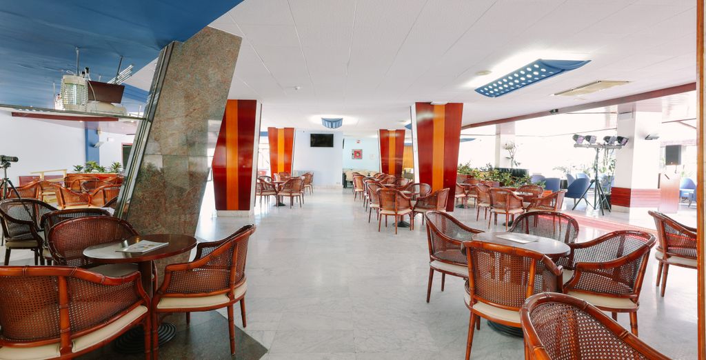 Hotel Tropic Park 4*