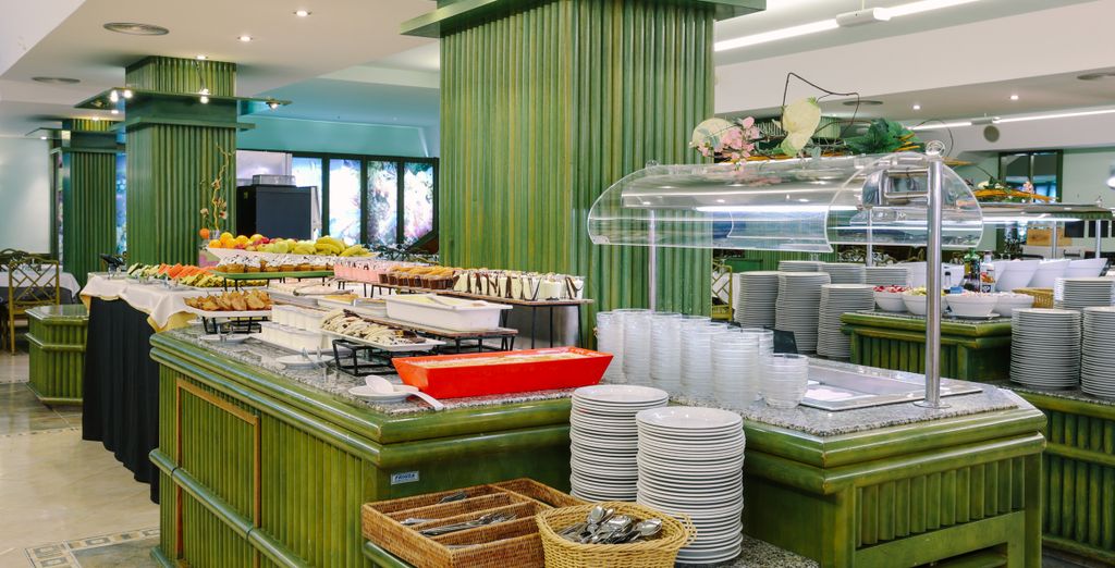 Hotel Tropic Park 4*