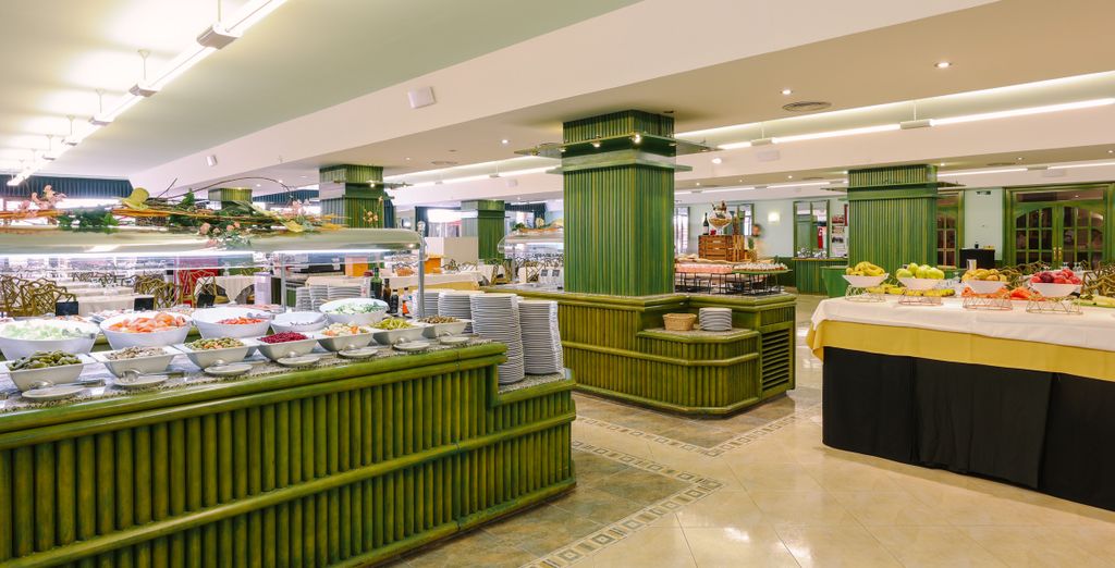 Hotel Tropic Park 4*