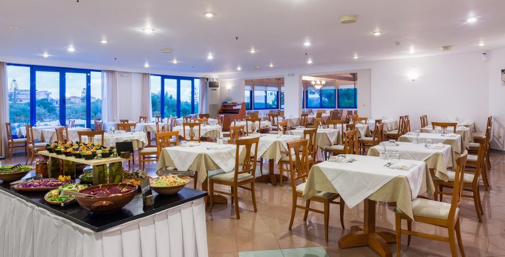 Hotel Hara Ilios Village 4*