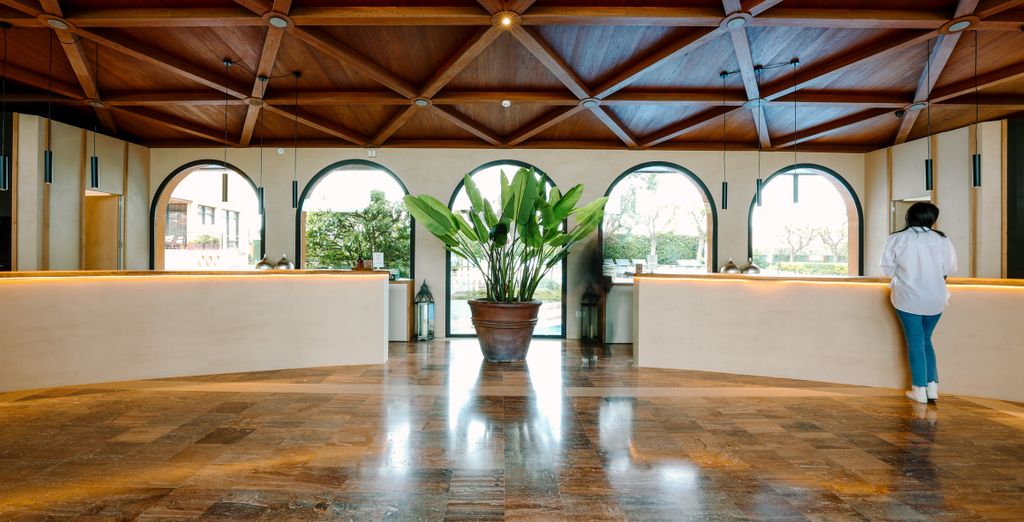 Indigo Barcelona Plaza Espana 4* e Luna Club 4* 