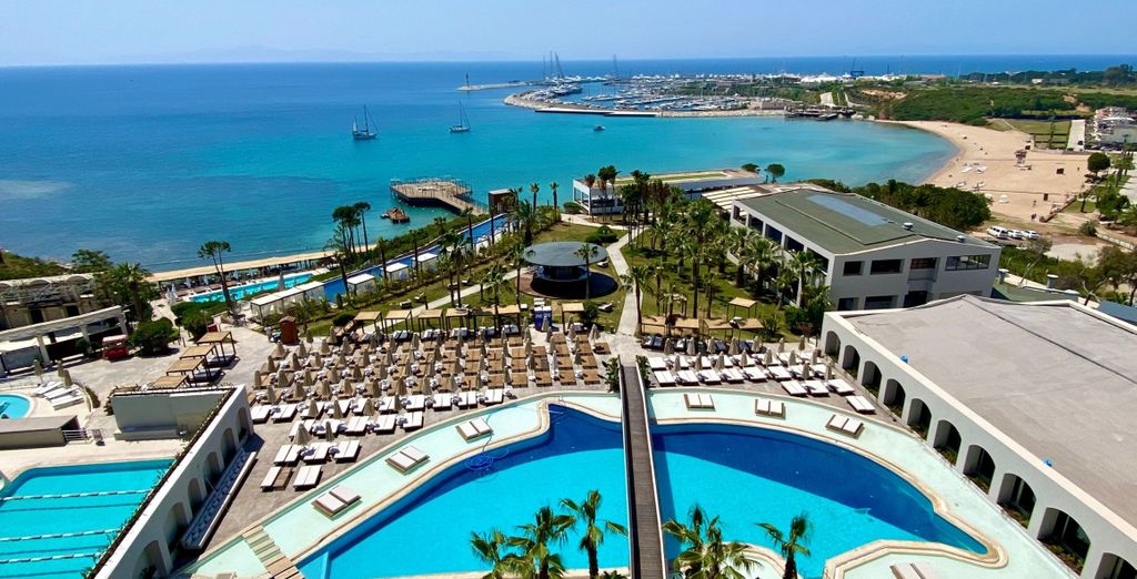 Laur Hotels 5*