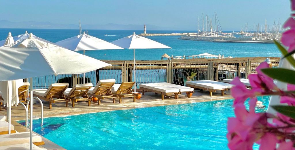 Laur Hotels 5*