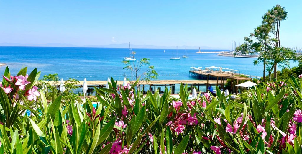 Laur Hotels 5*