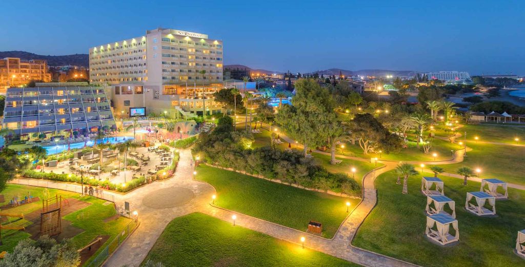  St Raphael Resort 5*