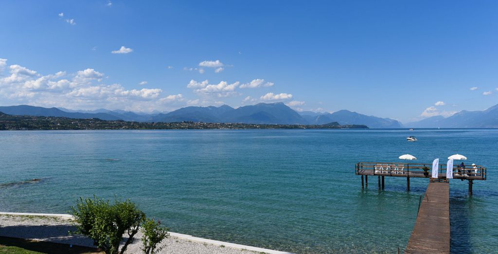 Desenzano Lake Village 4*