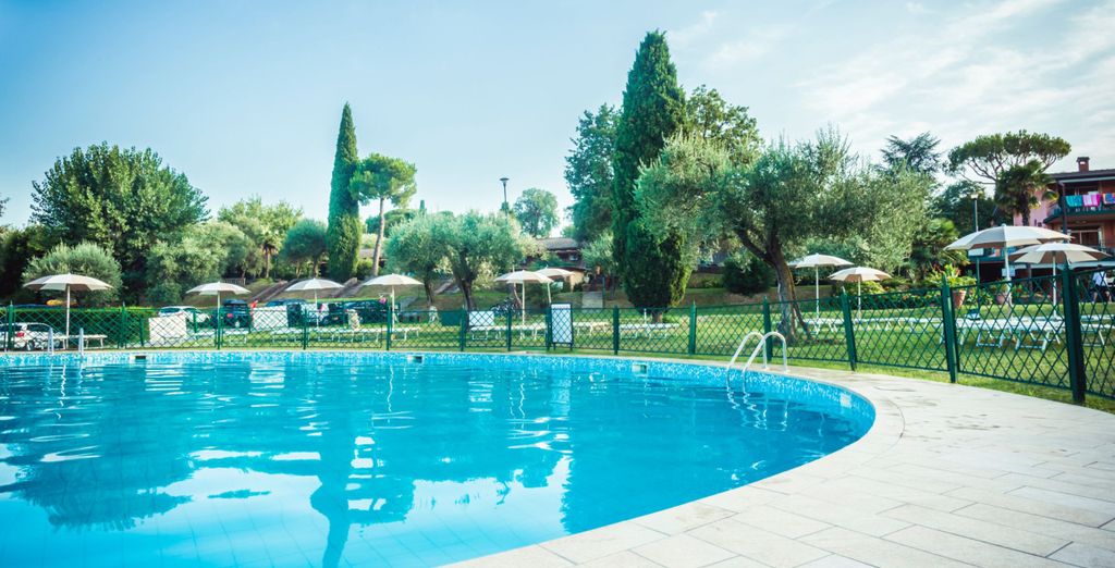 Desenzano Lake Village 4*