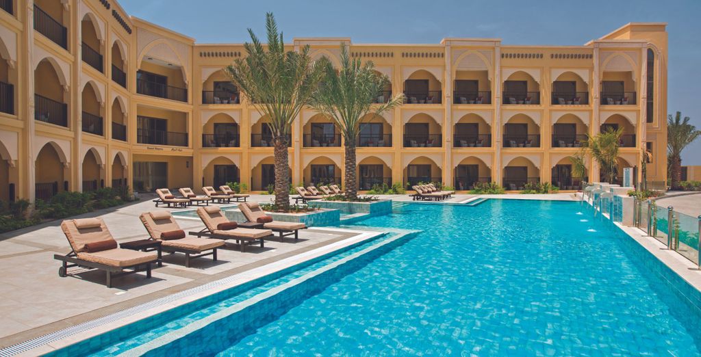 DoubleTree by Hilton Resort & Spa Marjan Island 5*