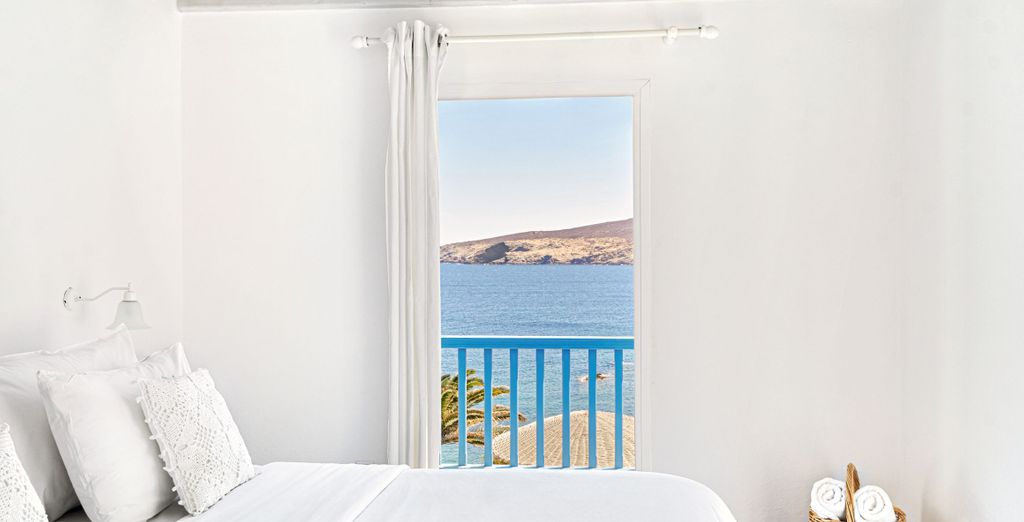 Mykonos Lolita