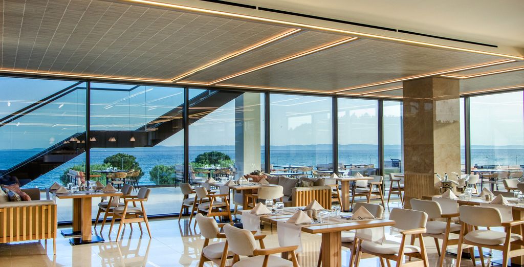 AMMOA Luxury Hotel & Spa Resort 5*