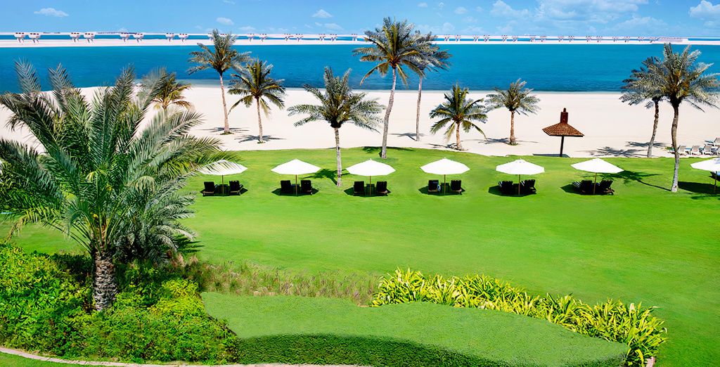 JA Beach Hotel 5*