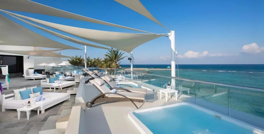 Combinato DoubleTree by Hilton New York Times Square South 4* e Sunscape Akumal Beach Resort & Spa 4*