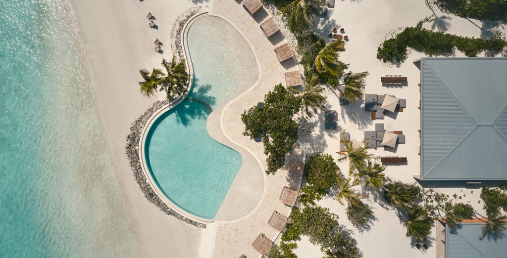 Patina Maldives Fari Islands 5*